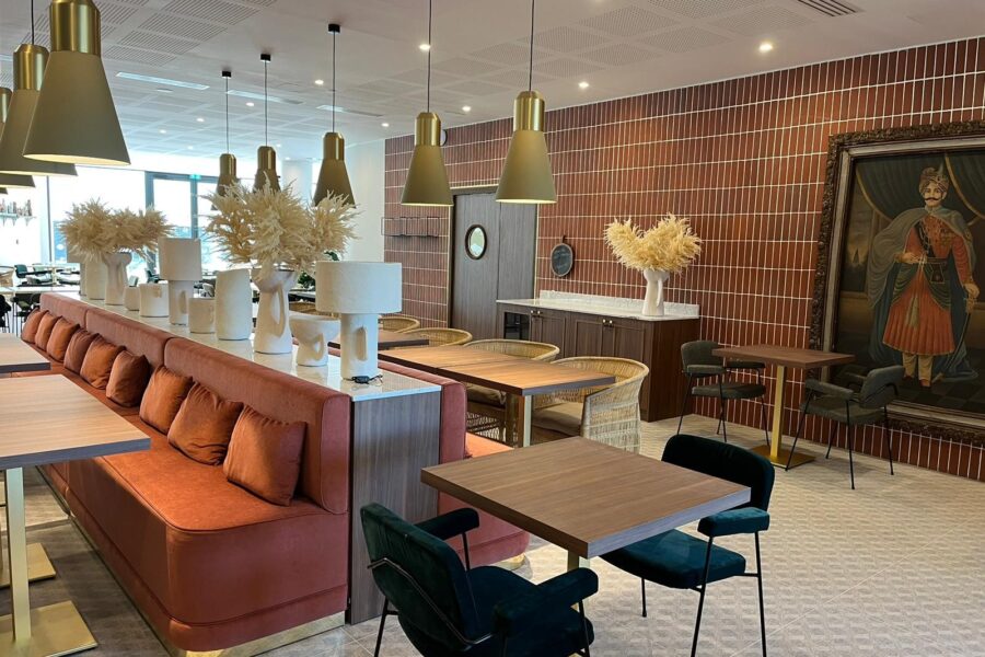 Photo d'une salle restaurant d'une résidence senior Montana à Clichy